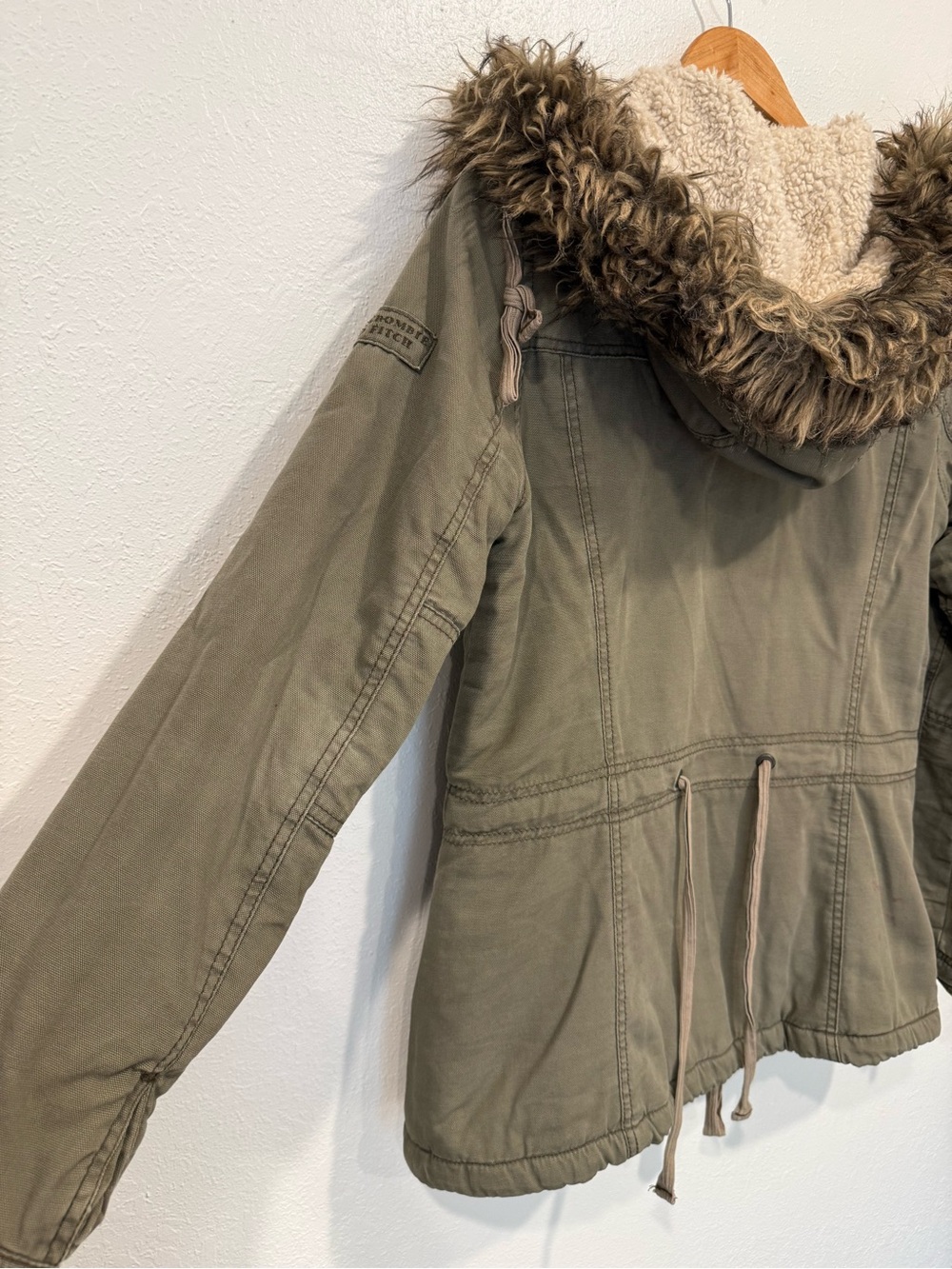 Abercrombie & Fitch Vintage Y2K Olive Utility Jacket with Fur Hood - Picture 10 of 14